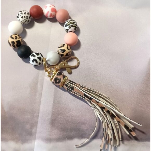 New Handmade Silicone Key Ring Bracelet Bag Charm Keychain Elastic & Portable - Picture 2 of 3